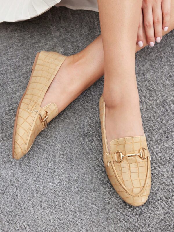 Mocasines de Mujer con Hebilla Metálica y Tacón Plano - Image 23