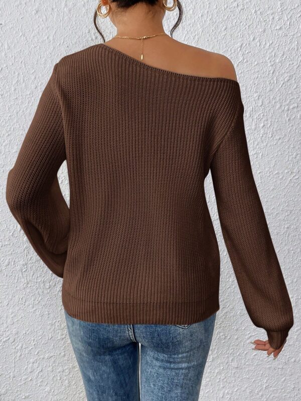 Sweater de Cuello Asimétrico en Punto Cafí Solido - Image 8