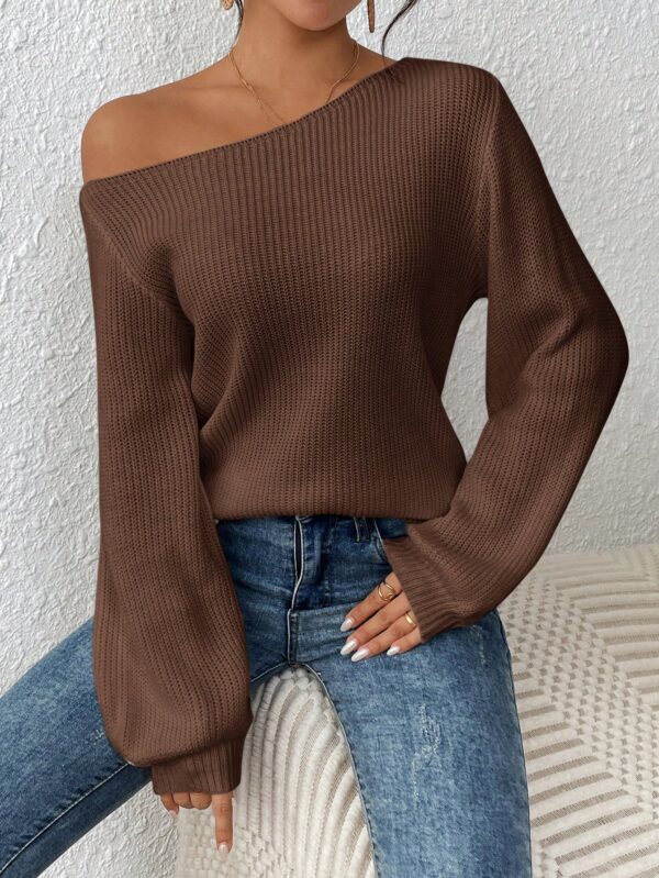 Sweater de Cuello Asimétrico en Punto Cafí Solido - Image 9