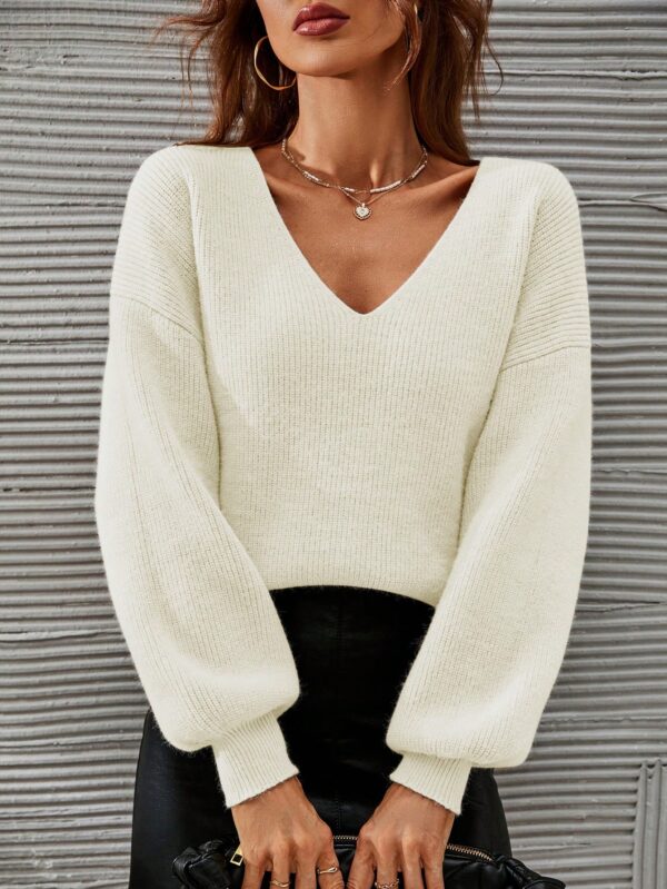Sweater V-Neck con Hombros Caídos Estilo Francés - Image 24