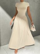 Vestido Midi Asimétrico A-Line Elegante y Simple con Cuello Alto