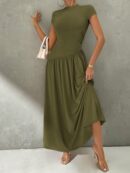 Vestido Midi Asimétrico A-Line Elegante y Simple con Cuello Alto