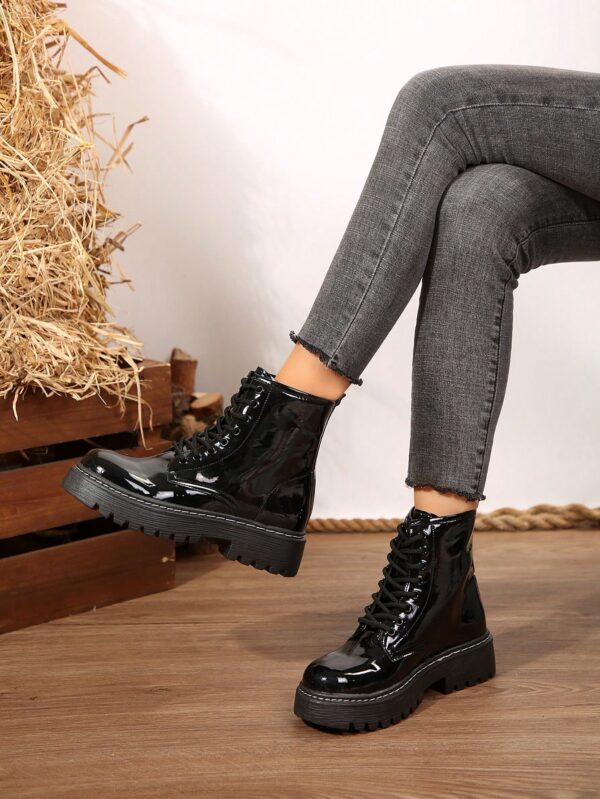 Botines de Mujer con Plataforma y Cierre de Cordones - Image 5