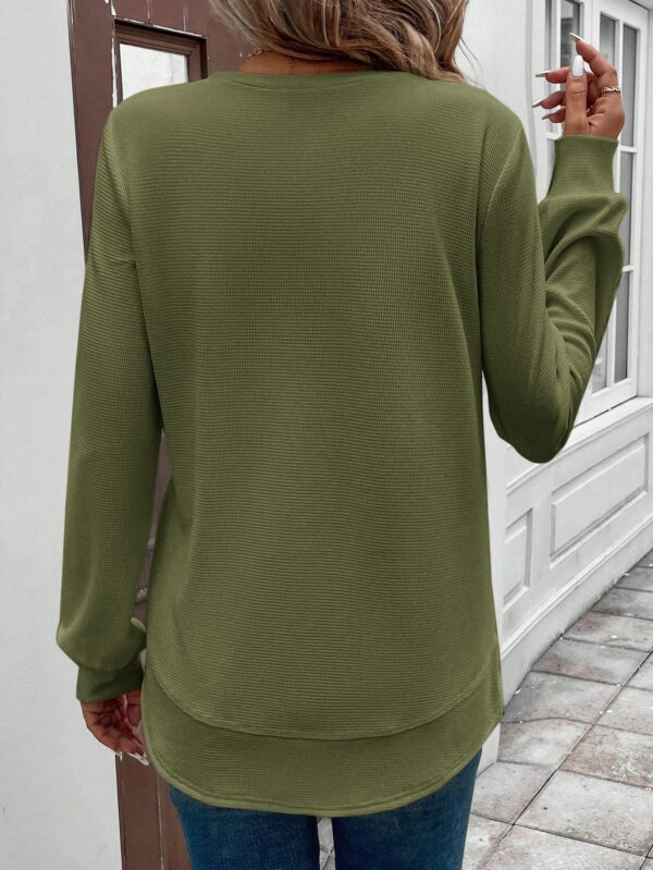 Sudadera Cómoda Casual con Textura Waffle y Dobladillo Asimétrico - Image 27
