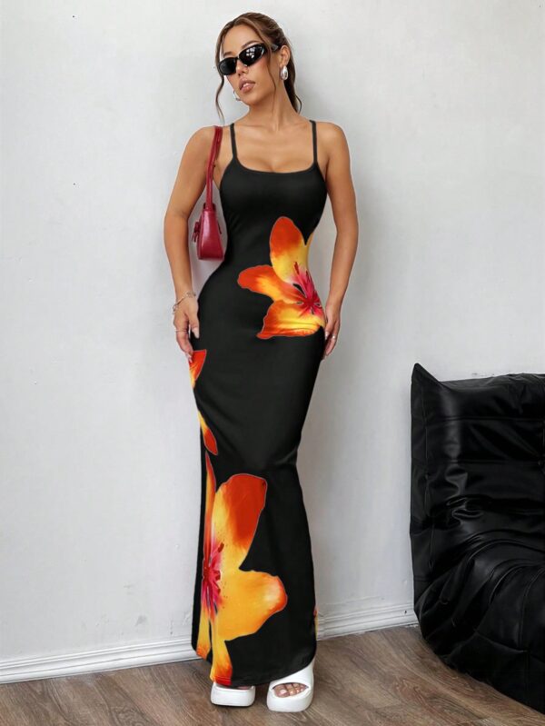 Vestido Largo Elegante con Estampado Floral y Tirantes Delgados - Image 6