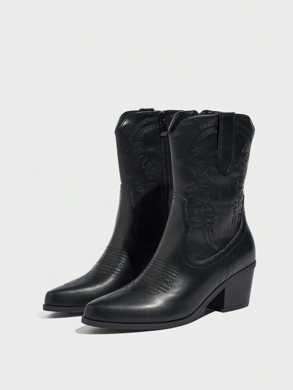 Botas Cortas Bordadas de Estilo Western con Punta Afilada - Image 23