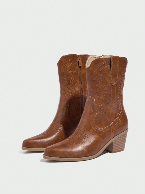Botas Cortas Bordadas de Estilo Western con Punta Afilada - Image 29