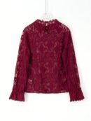 Blusa Elegante de Encaje con Cuello Alto y Manga Larga