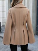 Abrigo Elegante de Estilo Francés con Cuello V y Cintura Envolvente