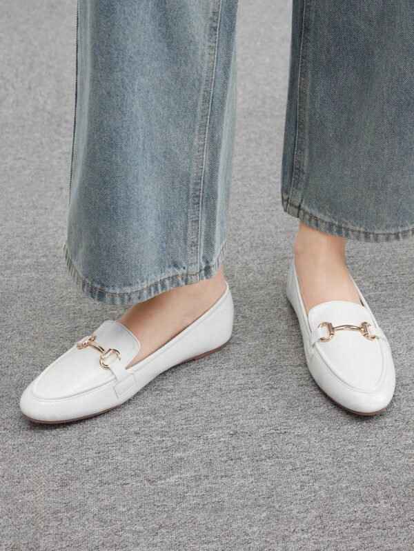Mocasines de Mujer con Hebilla Metálica y Tacón Plano - Image 37