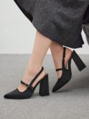 Zapatos de Tacón Grueso en Rojo Vino con Correa en el Tobillo