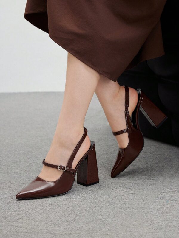 Zapatos de Tacón Grueso en Rojo Vino con Correa en el Tobillo - Image 80