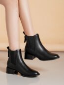 Botas Cortas de Tacón Grueso en Marrón con Punta Redonda