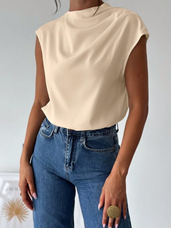 Blusa Elegante Asimétrica con Cuello Mao y Pliegues - Image 25