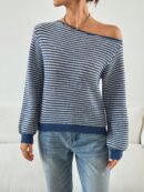 Sweater de Cuello Asimétrico en Punto Cafí Solido