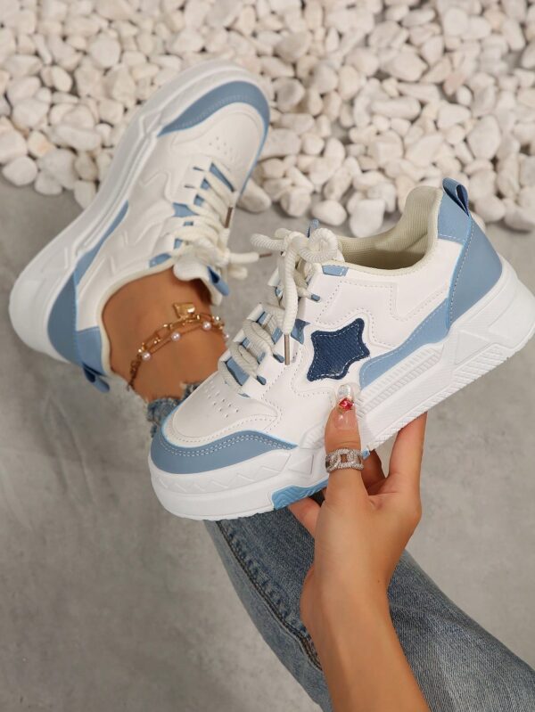 Zapatillas Deportivas Blancas de Estilo Vintage para Mujer - Image 6