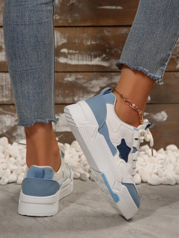 Zapatillas Deportivas Blancas de Estilo Vintage para Mujer - Image 10