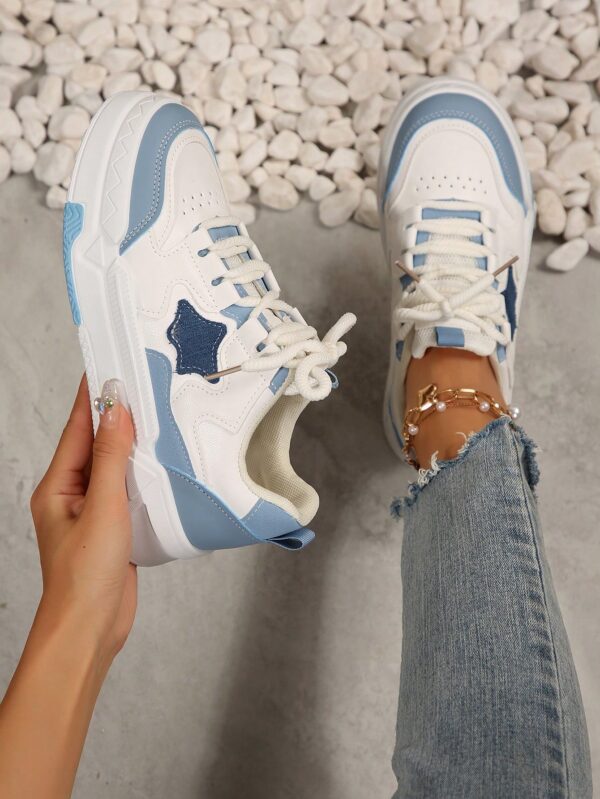 Zapatillas Deportivas Blancas de Estilo Vintage para Mujer - Image 7