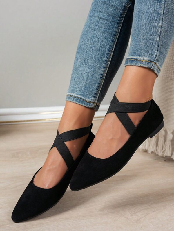 Zapatos Planos Negros Clásicos con Punta Afilada para Mujer - Image 2