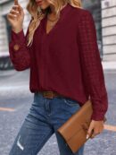 Blusa Casual con Encaje en Contraste y Escote Muesca
