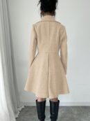 Abrigo Elegante de Cuello Alto y Manga Larga en Tweed