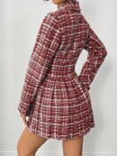 Abrigo Tweed Plisado con Doble Botonadura y Cuello Solapa