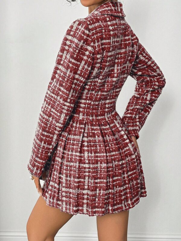 Abrigo Tweed Plisado con Doble Botonadura y Cuello Solapa - Image 39
