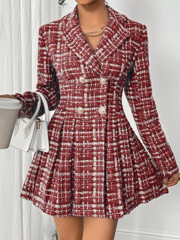 Abrigo Tweed Plisado con Doble Botonadura y Cuello Solapa - Image 42