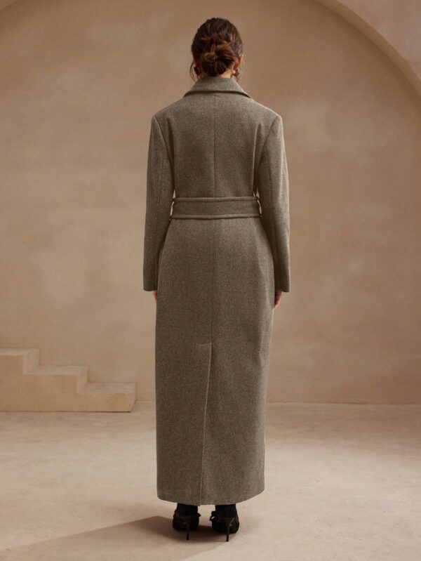 Abrigo Gris Midi con Cintura Ajustable y Solapa Muesca - Image 34