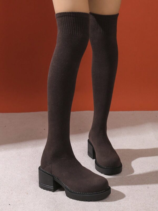 Botas Tejidas Minimalistas sobre la Rodilla con Plataforma - Image 10
