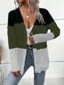 Cardigan Tejido Tricolor con Botones y Cuello en V
