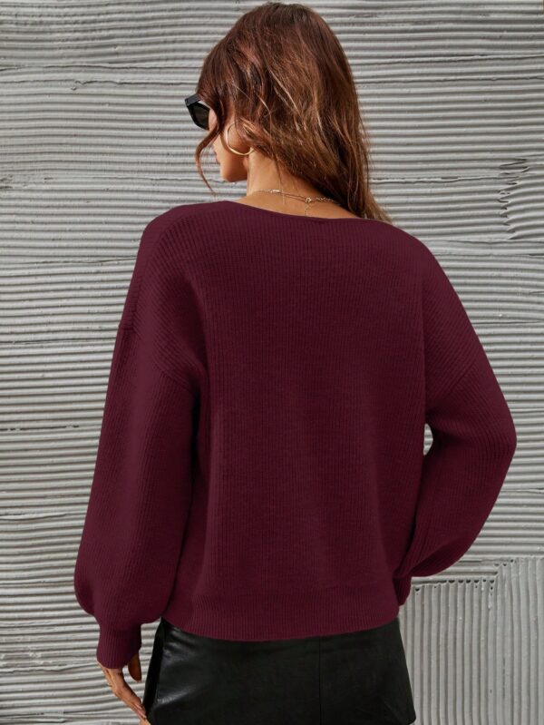 Sweater V-Neck con Hombros Caídos Estilo Francés - Image 8