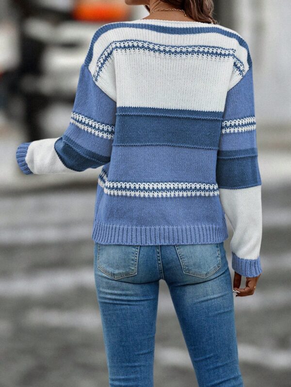 Sweater Multicolor con Hombros Caídos y Manga Larga - Image 2