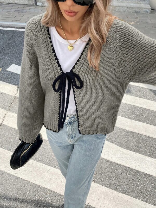 Cardigan Casual de Manga Larga con Detalles Contrastantes - Image 12