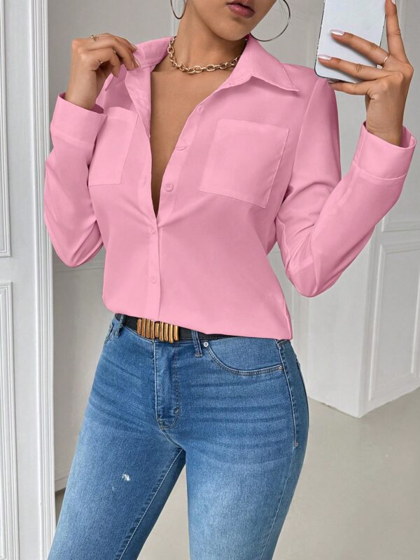 Blusa Casual Blanca de Manga Larga con Cuello y Bolsillo - Image 21