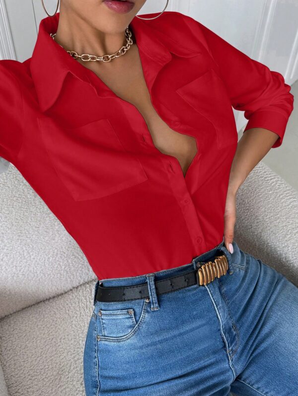 Blusa Casual Blanca de Manga Larga con Cuello y Bolsillo - Image 22