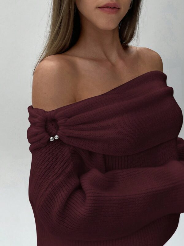 Sweater Elegante de Hombros Descubiertos con Detalle de Anillo - Image 32