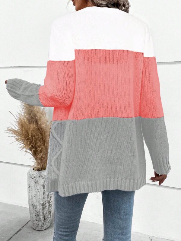 Cardigan Tejido Tricolor con Botones y Cuello en V - Image 61