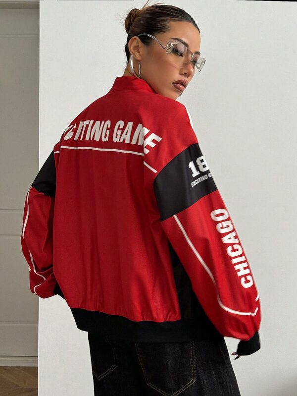 Campera Bomber Letras Contraste con Hombros Caídos - Image 2