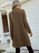 Abrigo Elegante con Cuello Solapa y Doble Botonadura
