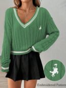 Sweater a Rayas con Cuello en V y Manga Larga