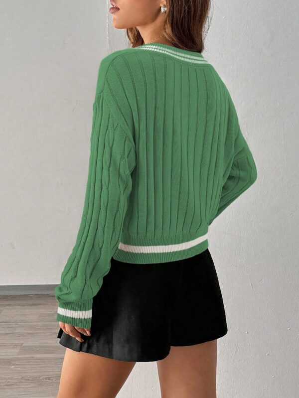 Sweater a Rayas con Cuello en V y Manga Larga - Image 21