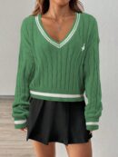 Sweater a Rayas con Cuello en V y Manga Larga