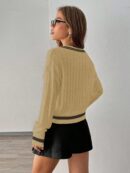 Sweater a Rayas con Cuello en V y Manga Larga