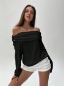 Sweater Elegante de Hombros Descubiertos con Detalle de Anillo
