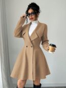 Abrigo Elegante de Cuello Alto y Manga Larga en Tweed