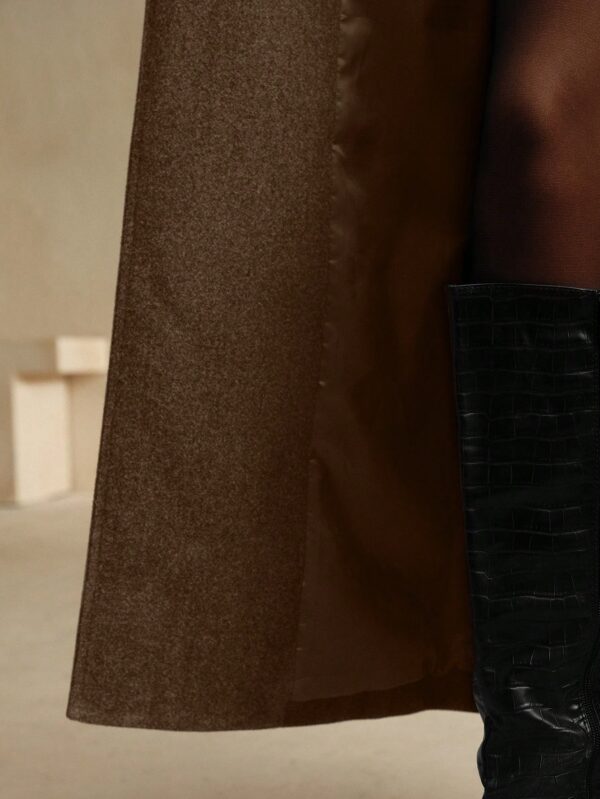 Abrigo Gris Midi con Cintura Ajustable y Solapa Muesca - Image 56