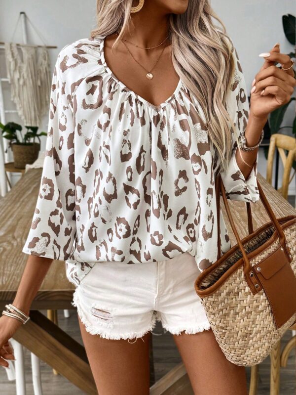 Blusa Bohemia con Cuello V y 3/4 de Manga - Image 12
