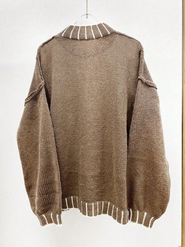 Sweater Casual Oversize con Cuello y Puños Estampados - Image 14