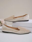 Mocasines Elegantes de Gamuza Negra con Punta Afilada